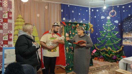 Мерцала звезда по пути в Вифлеем