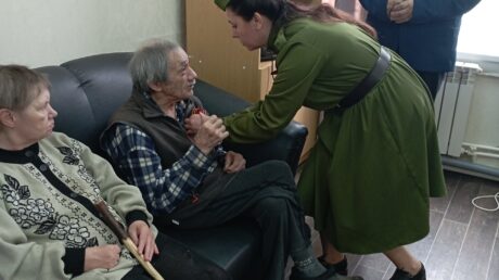 Войны священные страницы навеки в памяти людской