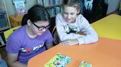 Литературное лето с книгами-юбилярами в п. Малышево
