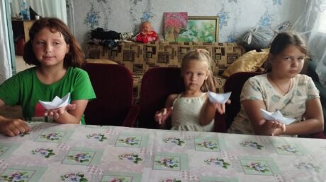 Белый кораблик памяти